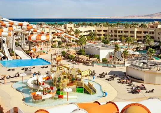 Coral Sea Waterworld 