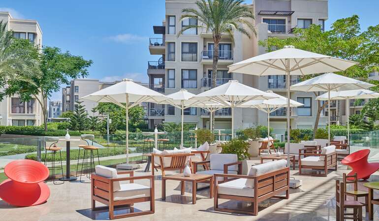 Poolbaren på Marina II Hotel 