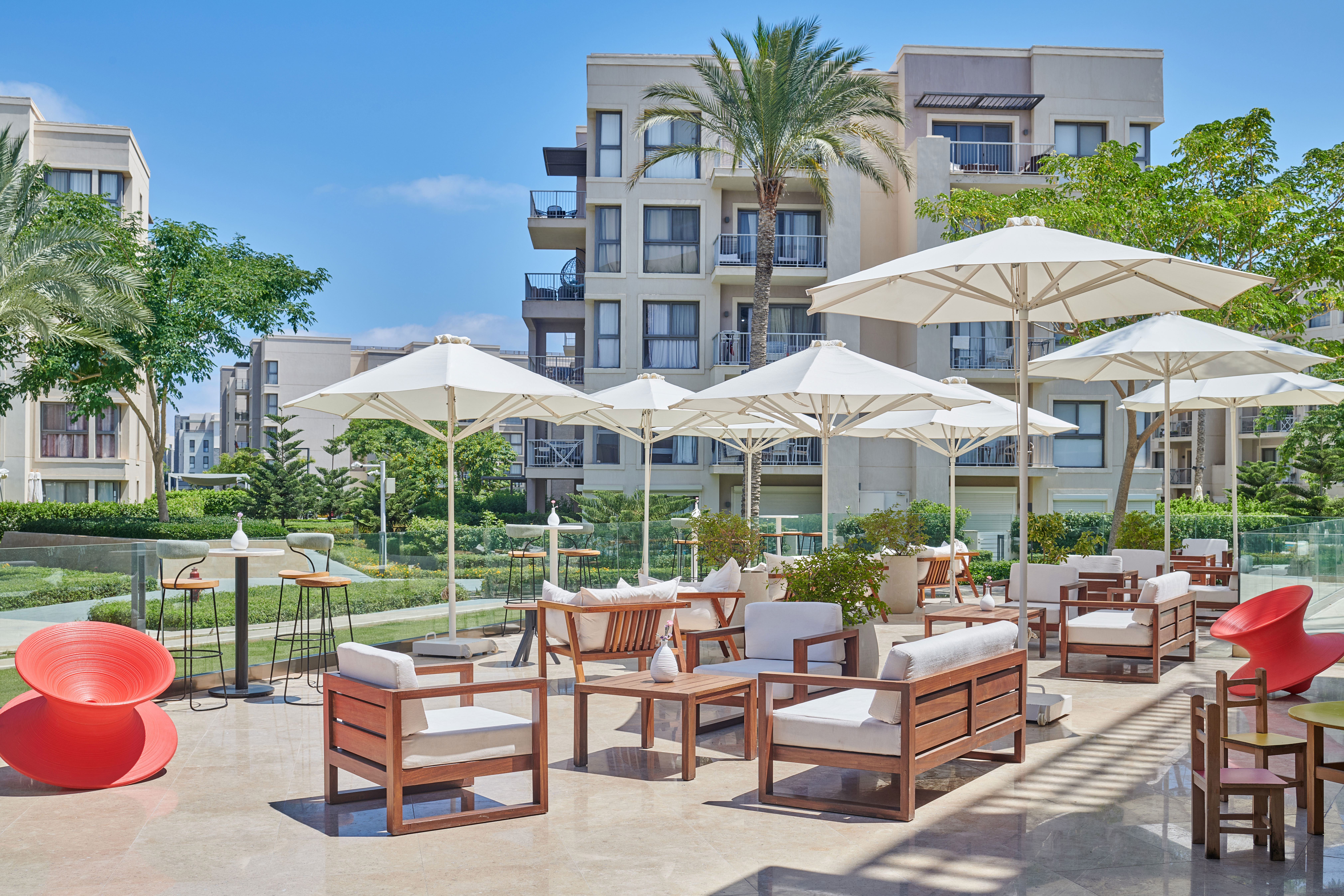 Poolbaren på Marina II Hotel 